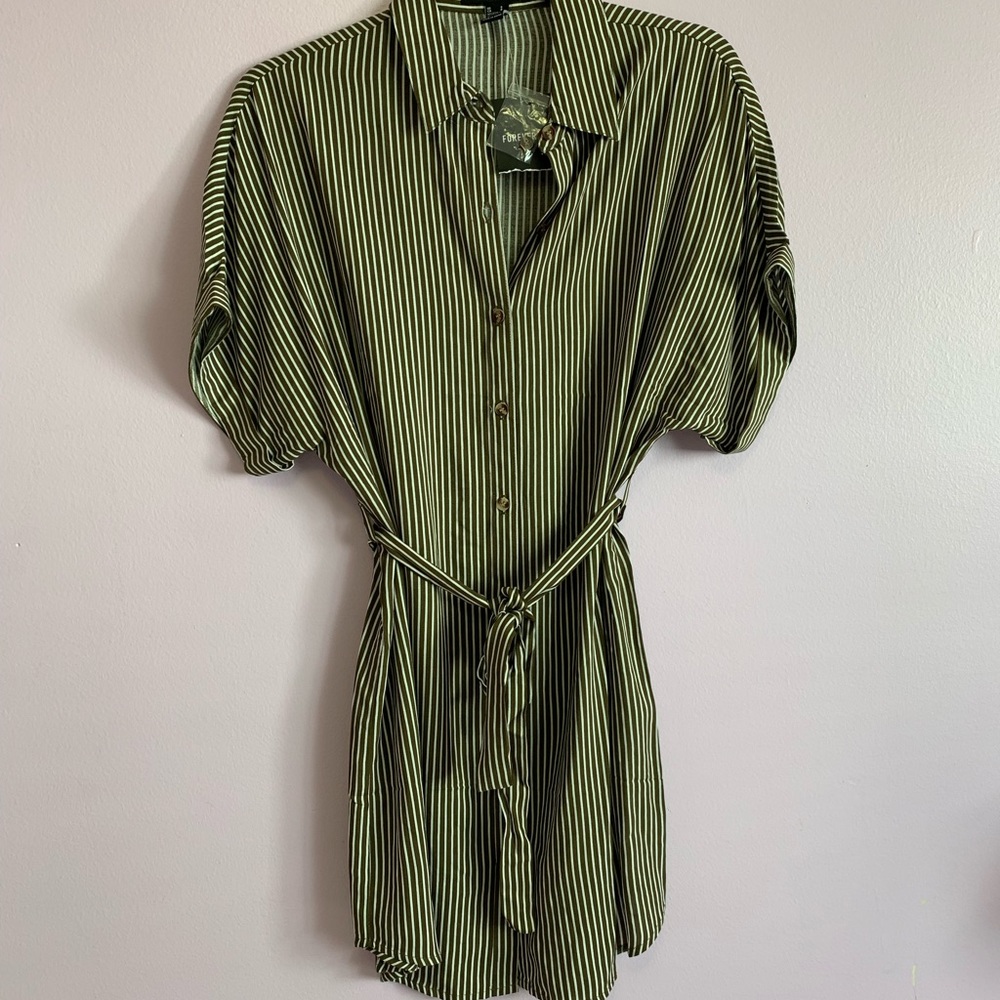 Striped short sleeve tie dress